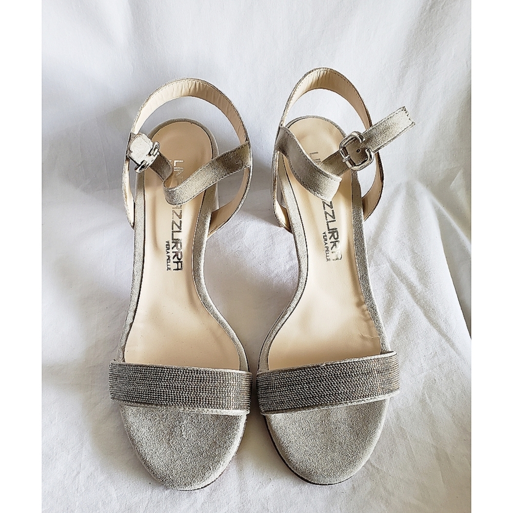 NEW Linea Azzurra stone suede bead toe low heel